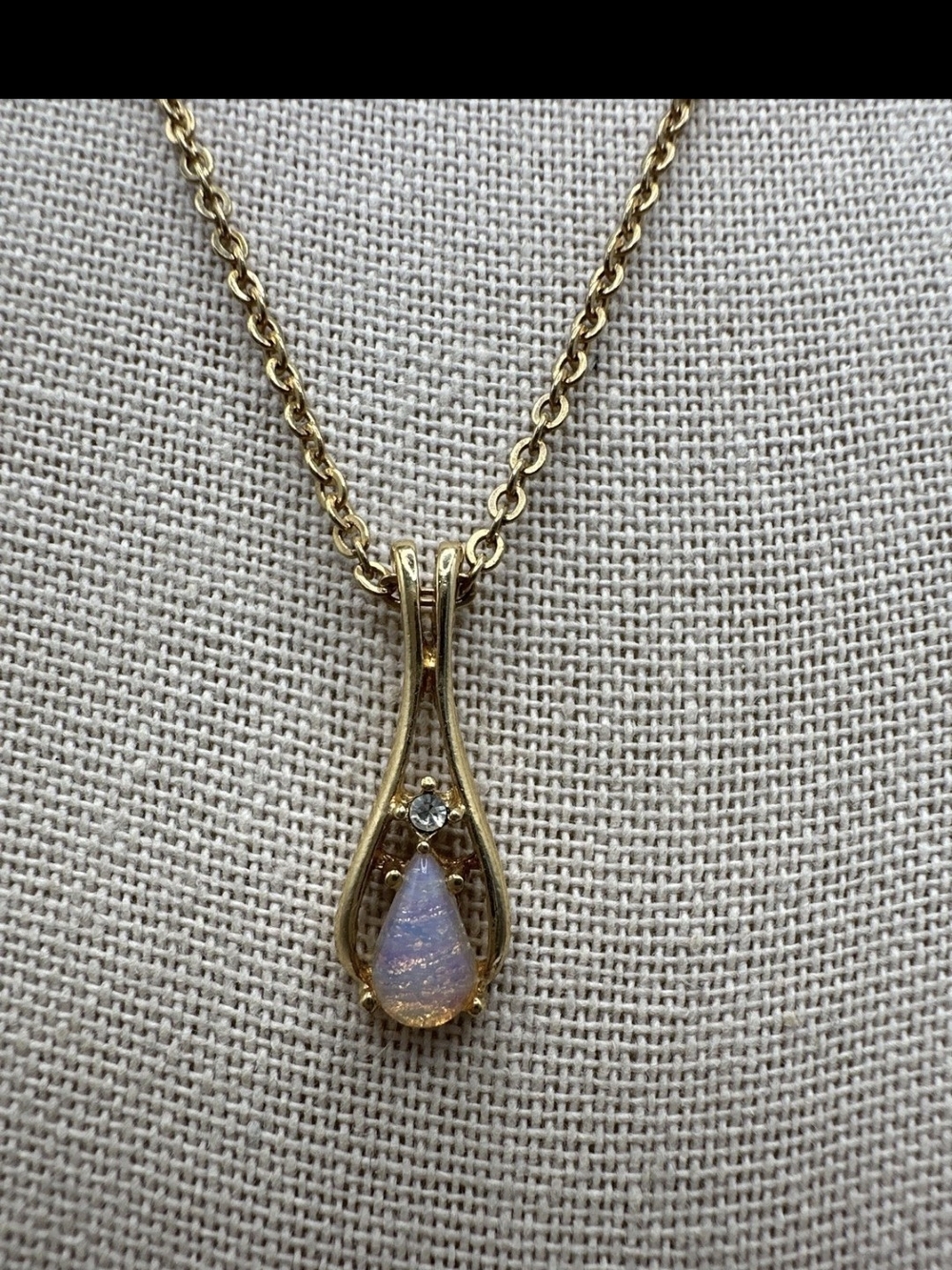 Vintage Avon Gold-Tone Teardrop Opal Pendant Necklace
